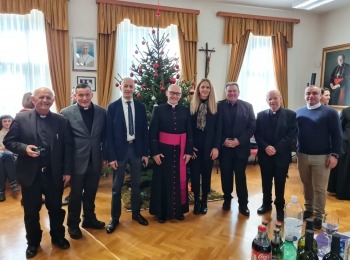 Ličko-senjska županija - Božićni prijem Gospićko-senjske biskupije okupio mnoštvo uzvanika