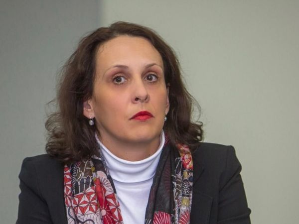 Prof. Anela Serdar Pašalić izabrana za novu ravnateljicu Gimnazije Gospić