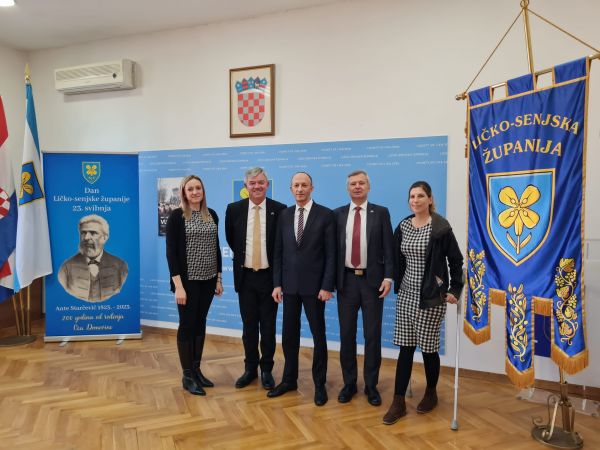 Češki veleposlanik u posjeti kod župana Petryja