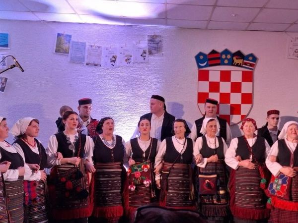 Predstavljen nosač zvuka i knjiga KUD-a „Dangubica“ Kuterevo