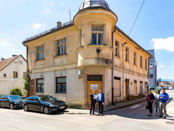 Ličko-senjska županija započela s obnavljanjem tzv. zgrade “sindikata” u središtu Gospića