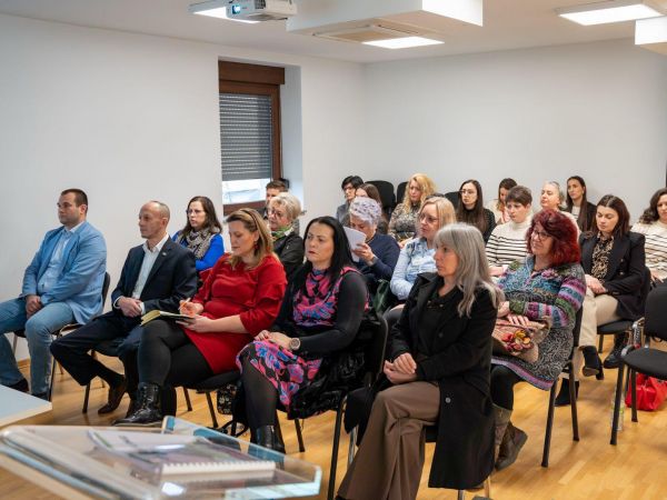 U Razvojnom centru Ličko-senjske županije održano predstavljanje projekta Grass Ceiling