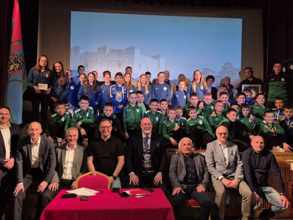 Senj slavi svoje sportske junake: Dodijeljena priznanja za 2024. godinu