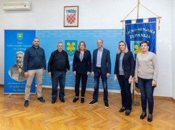 Ličko-senjska županija - Potpisan ugovor o uređenju stacionara Doma zdravlja u Vrhovinama vrijedan 100 tisuća eura