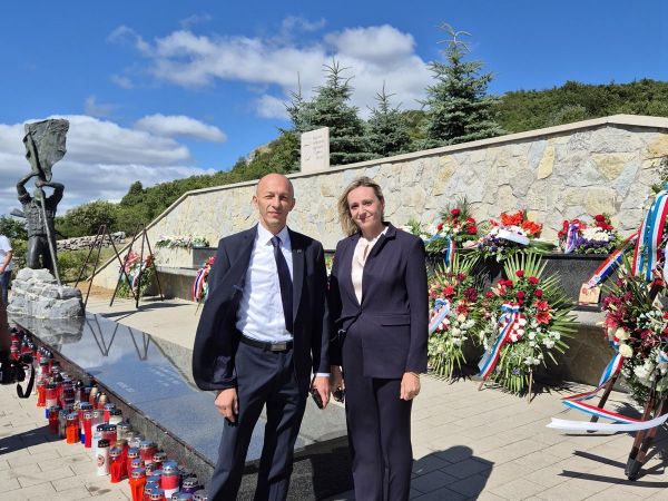 Ljubovo u znaku sjećanja: Dostojanstveno obilježena obljetnica VRO “Oluja”