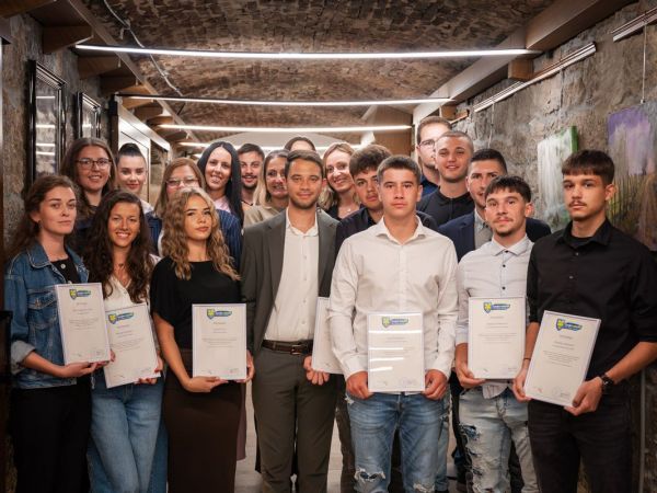 Dodijeljena priznanja mladima Ličko-senjske županije povodom Međunarodnog dana mladih