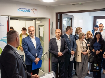 Ličko-senjska županija - U Razvojnom centru LSŽ otvoren laboratorij za iskorištavanje prehrambenih viškova i smanjenje otpada od hrane
