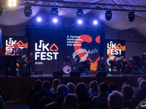 Siniša Biško pobjednik 4. Lika Festa s pjesmom „Velebite“
