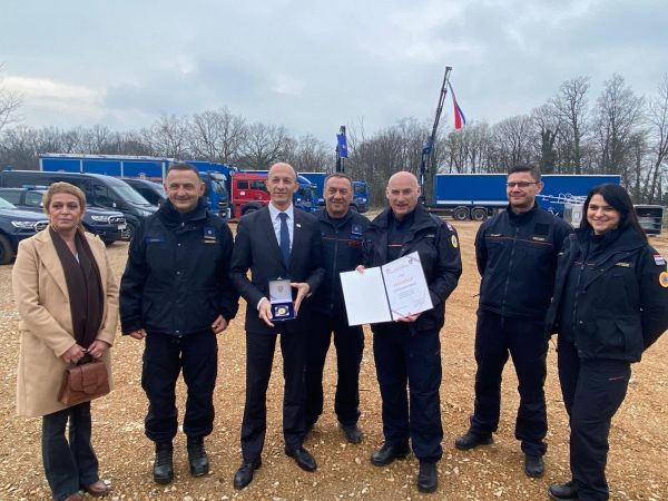 Ličko-senjskoj županiji dodijeljeno priznanje radi osobitog doprinosa za međunarodnu suradnju u području sustava civilne zaštite