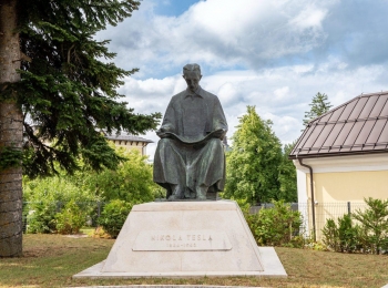 Ličko-senjska županija - TESLA - genijalna čovječnost: Turistička zajednica Ličko - senjske županije predstavila interaktivni totem u čast Tesli