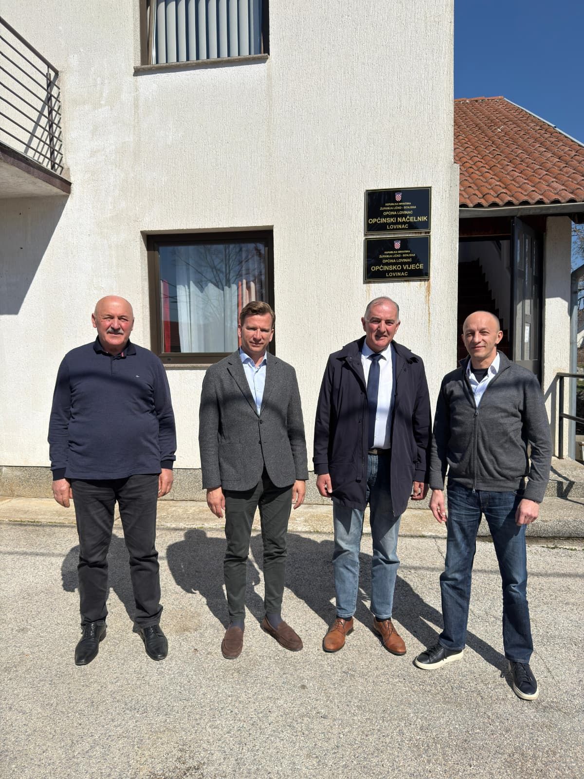 U Lovincu održan radni sastanak na temu obnove Majstorske ceste