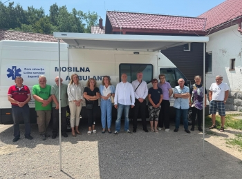 Ličko-senjska županija - Mobilna ambulanta Ličko-senjske županije službeno započela s radom iz Baških Oštarija