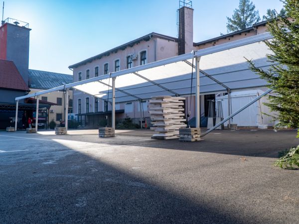 Ličko-senjska županija se priprema za blagdanski spektakl: “Advent u Lici”