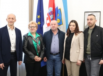 Ličko-senjska županija - Ličko-senjska županija dodijelila 142 tisuće eura potpore za održavanje proizvodnje mlijeka