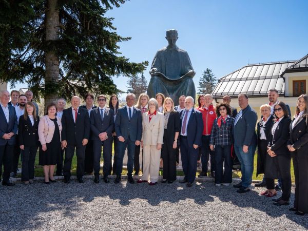 Čelnica Međunarodne federacije Crvenog križa u posjetu Gospiću