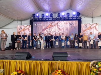 Ličko-senjska županija - Zlato za najbolje proizvode: Na Jeseni u Lici nagrađeni medari, sirari i proizvođači domaćih delicija