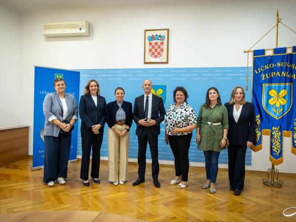 Ministrica Hrstić na Jeseni u Lici: Razgovarala o zdravstvu i aktualnim PFAS nalazima