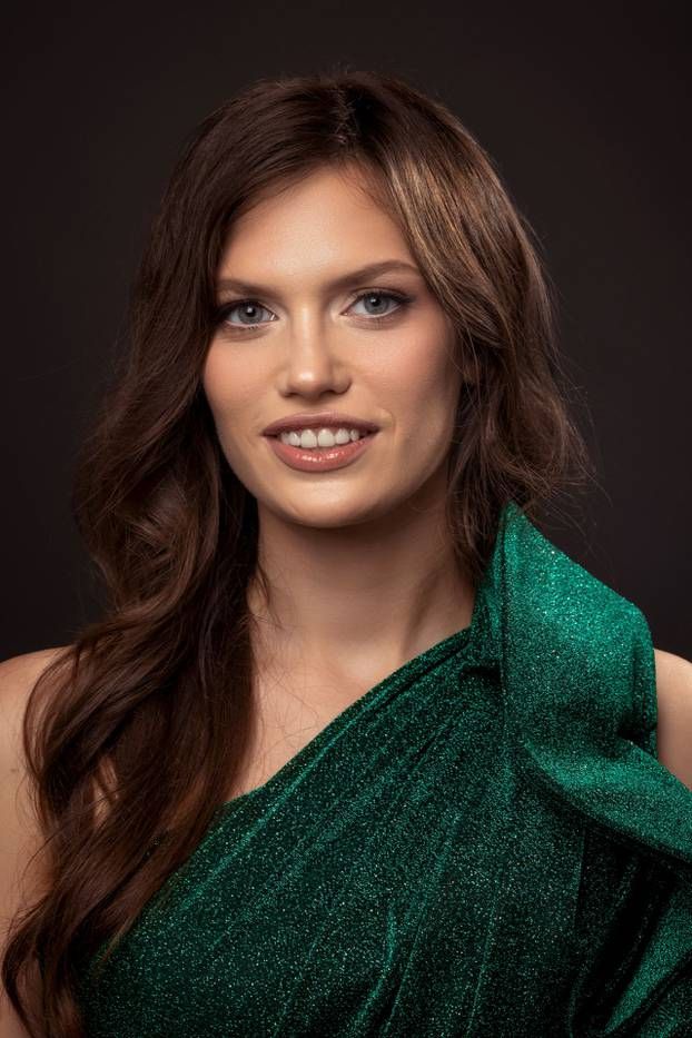 Ovo su najljepše žene svijeta, ima li Ličanka Andrea šanse za titulu Miss Universe? Ovo su najljepše žene svijeta, ima li Ličanka Andrea šanse za titulu Miss Universe?