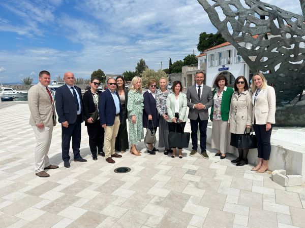 Uz prisustvo ministra Piletića, otvoren novi poslovni prostor Obiteljskog centra u Senju