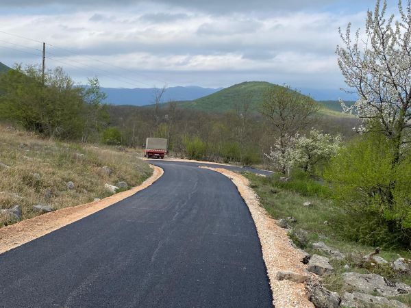 ŽUC Ličko-senjske županije završio radove na lokalnoj cesti Muntanja - Sedlo - Smokrić