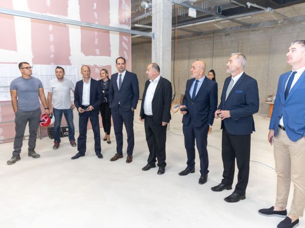 Ministar Malenica i župan Petry obišli buduću Središnju pismohranu zemljišnih knjiga RH