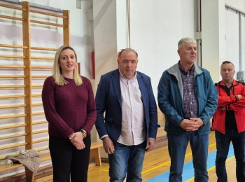 Ličko-senjska županija - U Otočcu uručena donacija sportske opreme i stipendije kategoriziranim sportašima