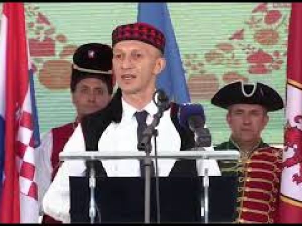 VIDEO: Govor župana Petryja na otvorenju 24. “Jeseni u Lici” VIDEO: Govor župana Petryja na otvorenju 24. “Jeseni u Lici”
