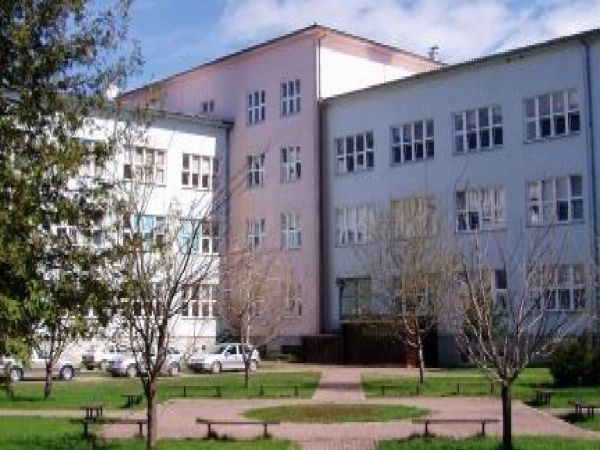 Strukovnoj školi Gospić odobren početak provođenja Programa obrazovanja za stjecanje mikrokvalifikacije montiranje fotonaponskih sustava