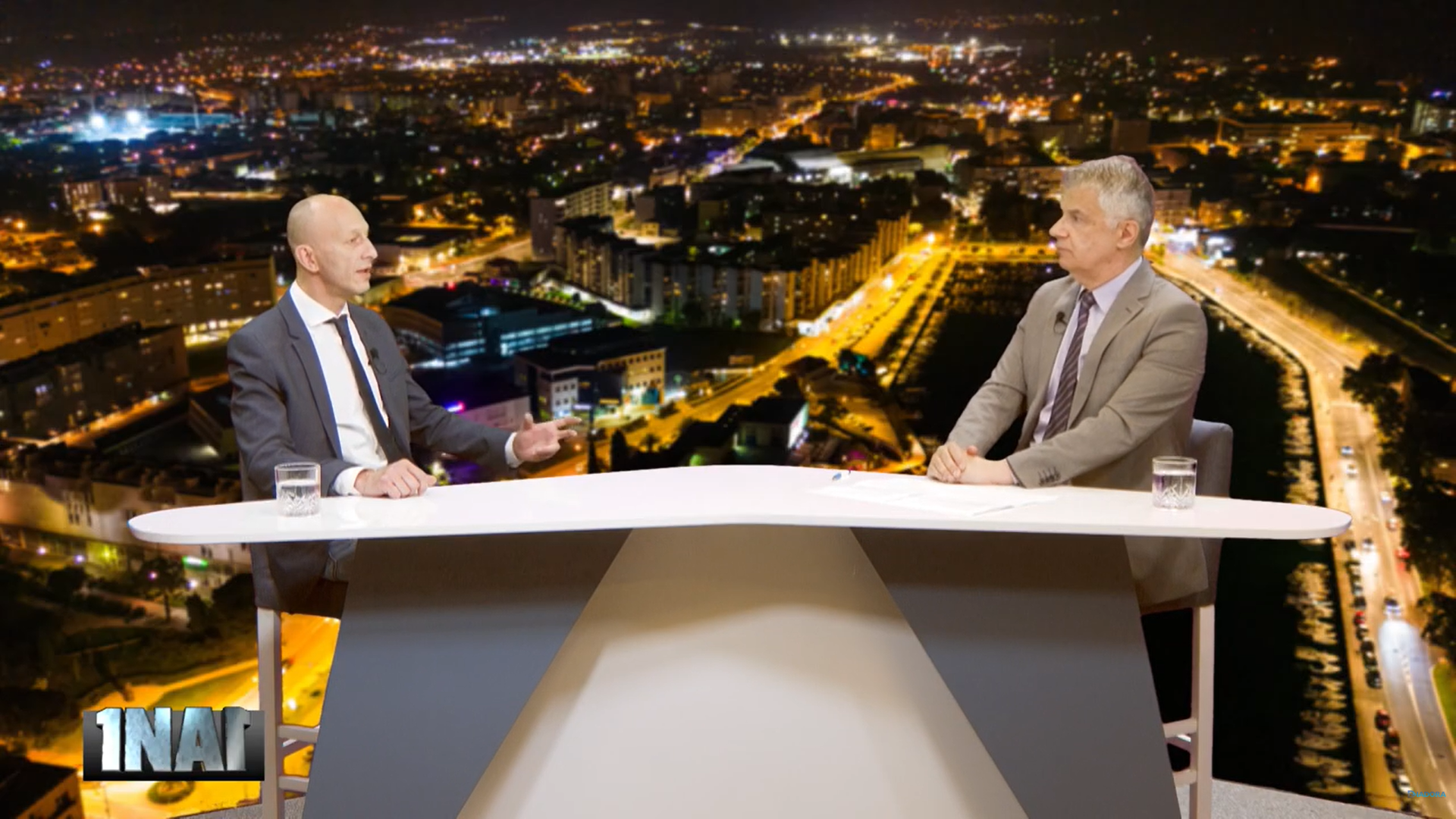 Gostovanje župana Ernesta Petryja u emisiji 1NA1 na Diadora TV-u Gostovanje župana Ernesta Petryja u emisiji 1NA1 na Diadora TV-u